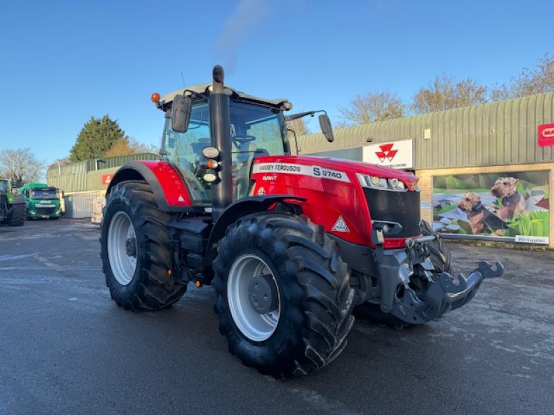 Massey Ferguson - 8740 S Exclusive - Image 1