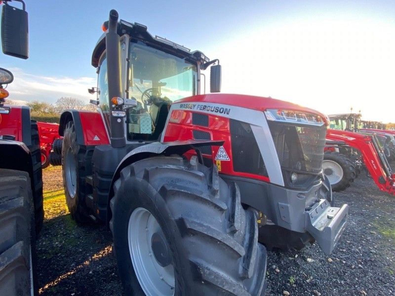 MASSEY FERGUSON - 8S.205 EFD7 TRACTOR - Image 1