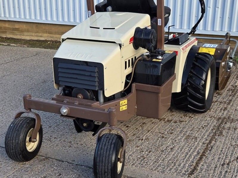 GRASSHOPPER - 900D OUTFRONT MOWER - Image 5