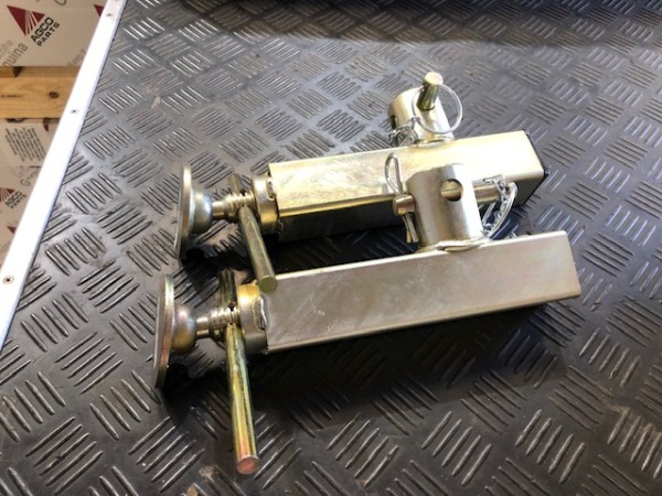IFOR WILLIAMS - KX6316 PROPS - Image 1