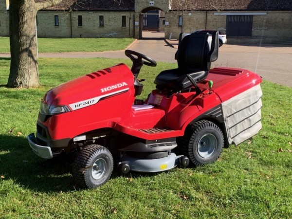 HONDA - HF2417HTE RIDE ON MOWER - Image 1