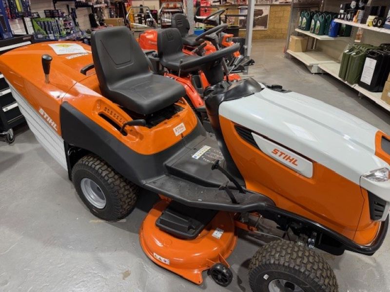 STIHL - 5112 Z RIDE ON MOWER - Image 1