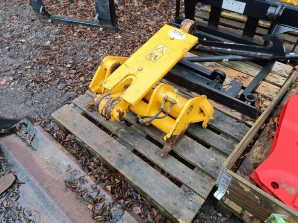MANITOU - CARRIAGE TO FIT JCB - Image 1