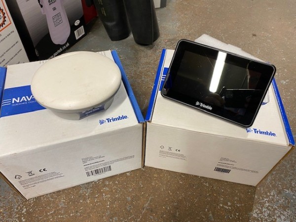 TRIMBLE - FIELD IQ AUTOGUIDE KIT - Image 1