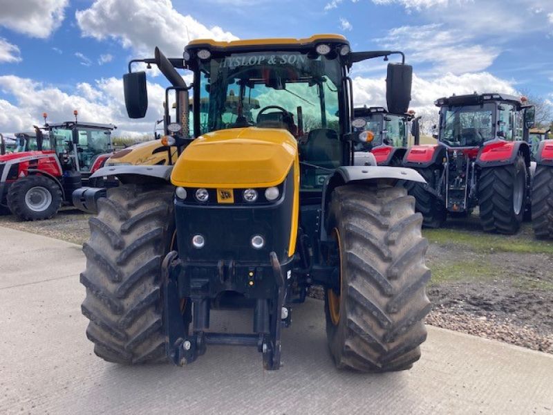 JCB - FASTRAC 4220 TRACTOR - Image 3