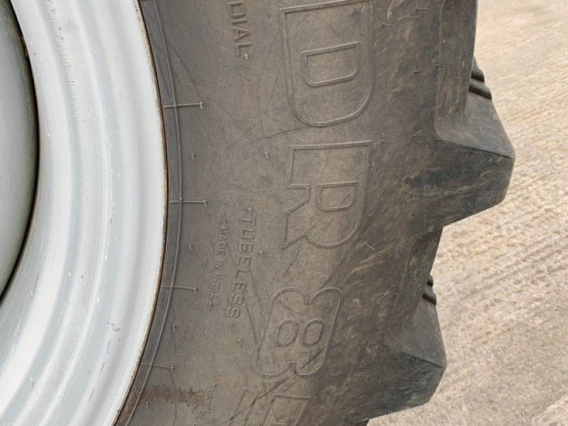 Massey Ferguson - 14.9R28 18.4R38 - Image 5
