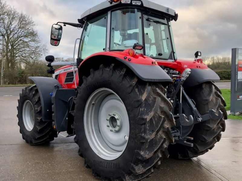 MASSEY FERGUSON - 7S.180 EXD6 4WD TRACTOR - Image 5
