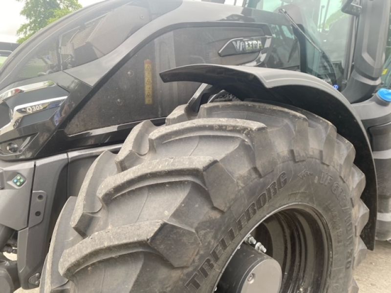 VALTRA - Q305 4WD TRACTOR - Image 7