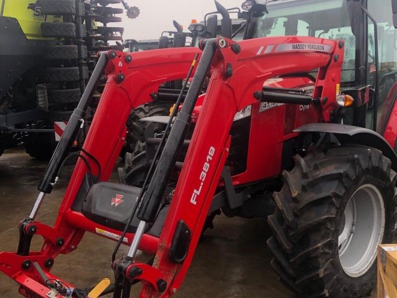Massey Ferguson - 4710M CAB 4WD TRACTOR - Image 2