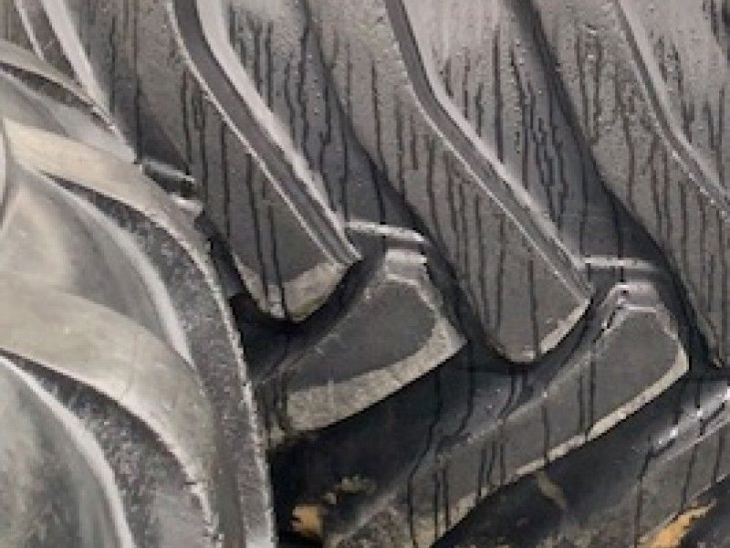 ALLIANCE - 4 700 50 22.5 WHEELS TYRE - Image 4