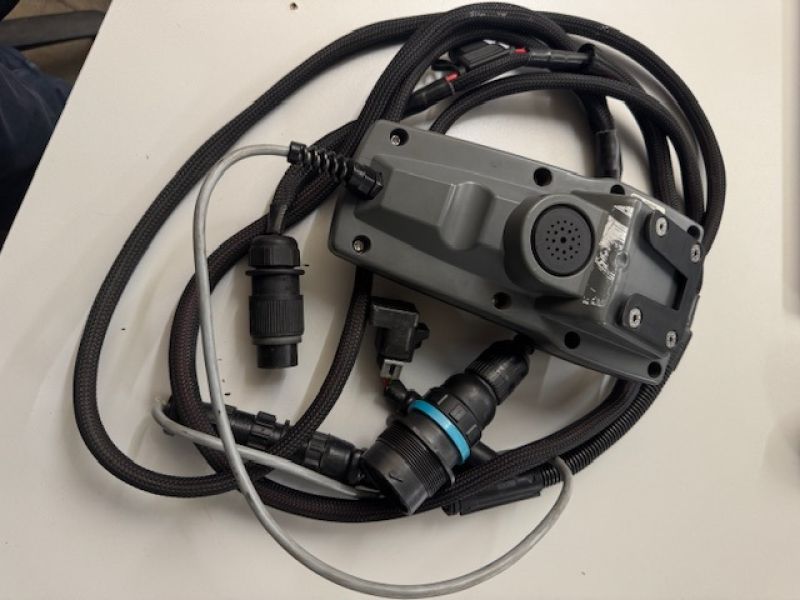 MASSEY FERGUSON - E LINK CONTROL BOX - Image 2