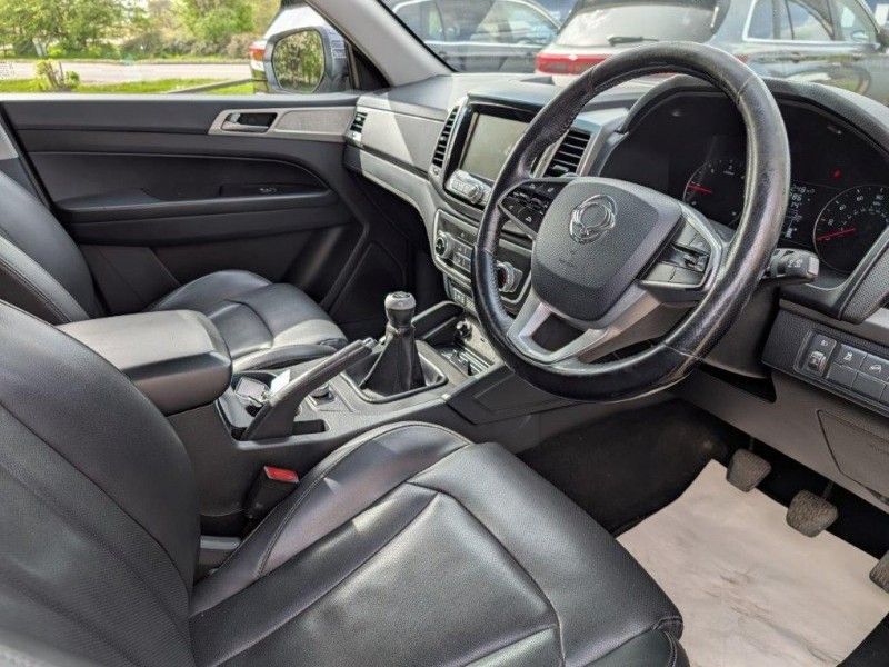 SSANGYONG - MUSSO REBEL 2.2 - Image 5